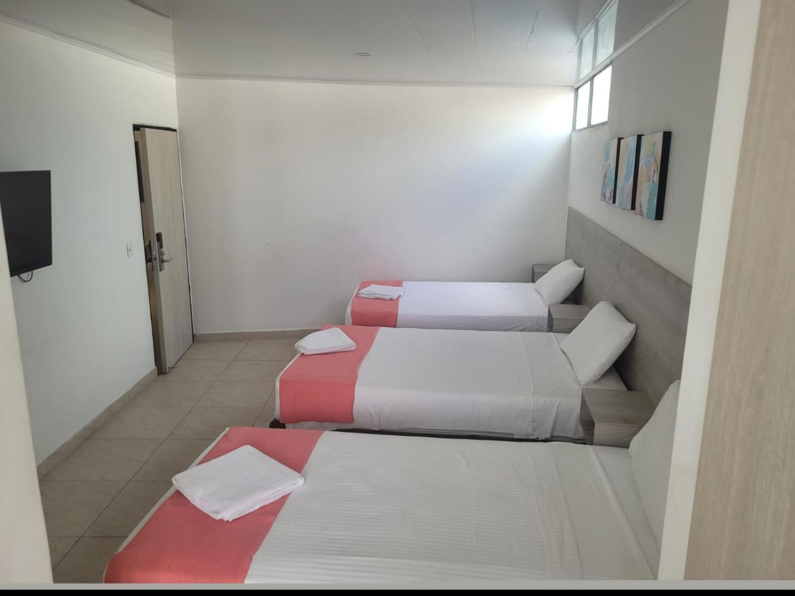 Hotel Inara Spa Girardot Kültér fotó